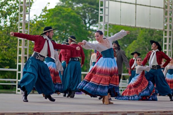 Festival de Cosquín 2024 en Córdoba: Artistas Seleccionados del Pre Cosquín Escobar Festival de Cosquín 2024