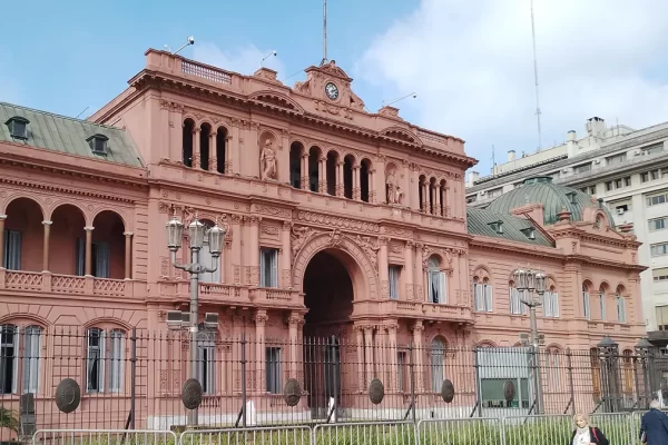 Nuevo DNU, Proyecto Legislativo y Delegación de Facultades: El Gabinete de Javier Milei en Acción DNU, Proyecto Legislativo y Delegación de Facultades