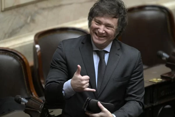 Hoy Entra en Vigencia el Mega DNU de Milei Mega DNU de Milei