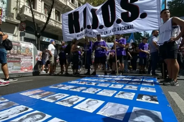 Gravisimo Ataque a una Militante de H.I.J.O.S HIJOS