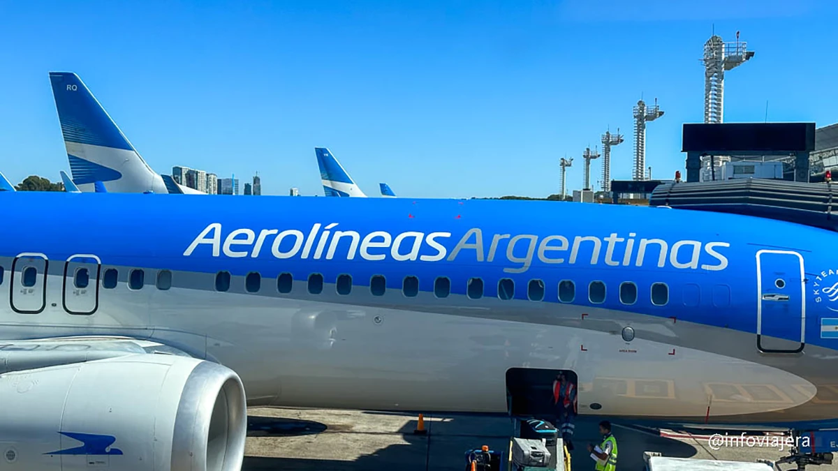Aerolíneas Argentinas Canceló Cerca de 200 Vuelos debido al Paro Nacional