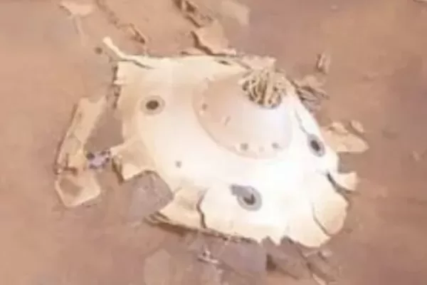 Restos de una nave espacial en Marte: ¿qué reveló el Ingenuity? Restos de una nave espacial en marte 20241120 173020 0000