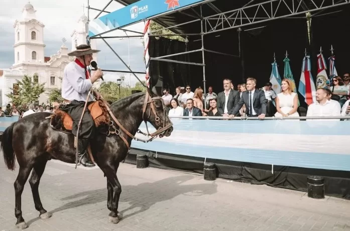 desfile pilar
