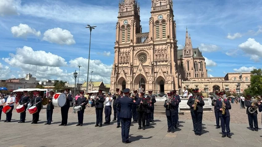 lujan fue sede de la 1a reunion de la federacion de asociaciones de bomberos voluntarios 1