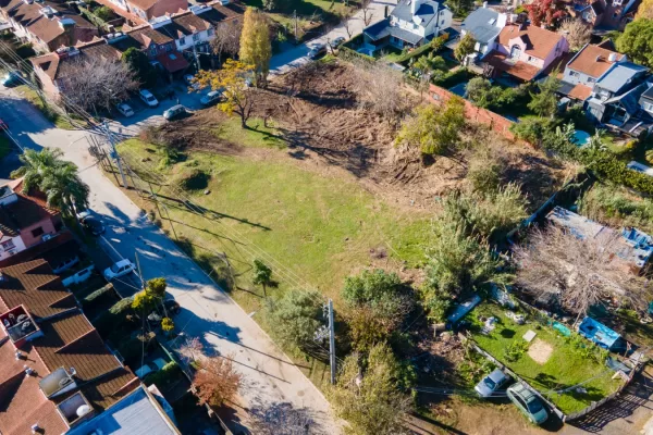 San Isidro: el Municipio transforma un predio abandonado en una nueva plaza en Beccar El Campito Beccar