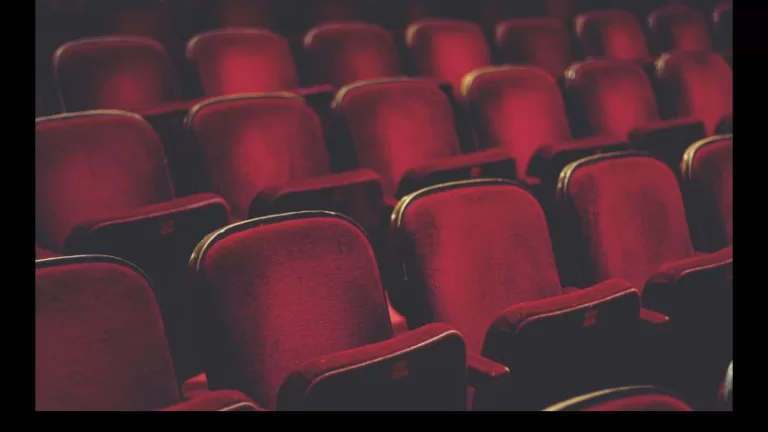 terror humor y cine en pantalla grande
