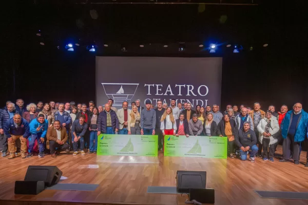 Juan Andreotti homenajeó a los clubes de barrio por el “Día del Fomentista” dia del fomentista 2025