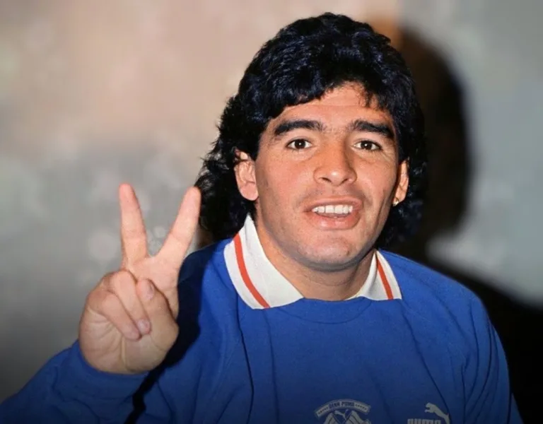 maradona cumpleaños